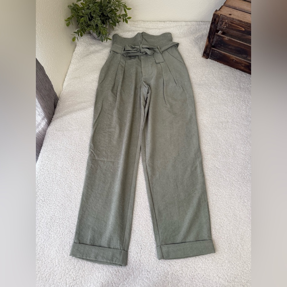 Choosy sage green lightweight pants Size 2